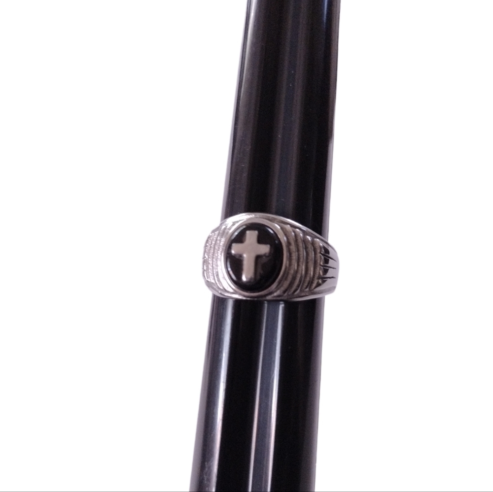 Men's Onyx & Stainless Steel Cross Ring Size 10 NWOT